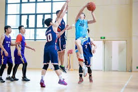 沙拉维续约悬念：罗马与热那亚之间的博弈